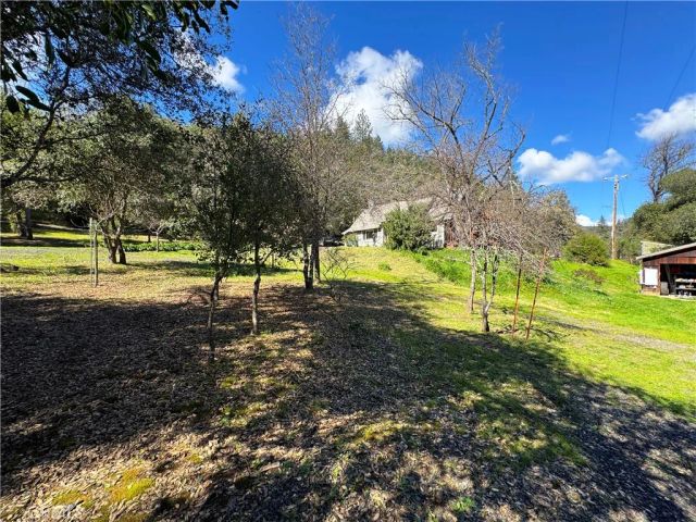 14605 Tomki Rd, Redwood Valley, CA 95470
