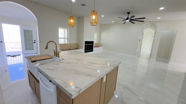 12425 Roesler Road, Needville, TX 77461