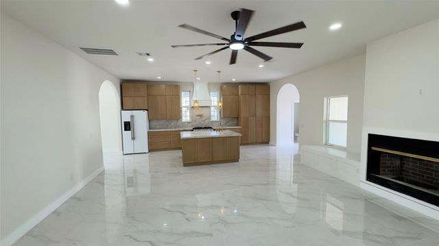 12425 Roesler Road, Needville, TX 77461