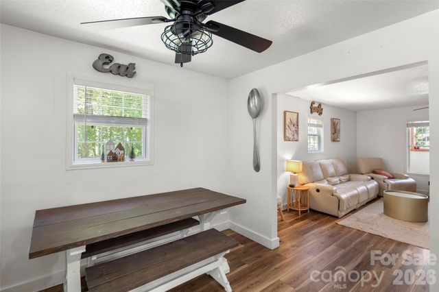 354 Boulder View Drive, Flat Rock, NC 28731