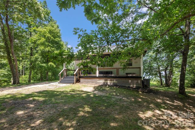 354 Boulder View Drive, Flat Rock, NC 28731