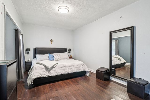 1015 Winnsboro Court, Arlington, TX 76015