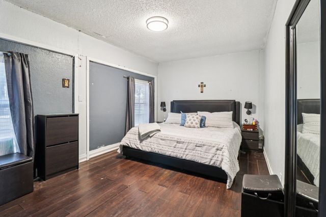 1015 Winnsboro Court, Arlington, TX 76015