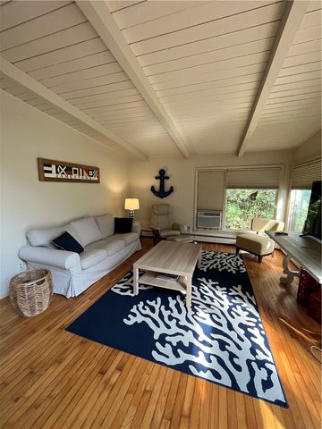 14 Buoy Street, Jamestown, RI 02835