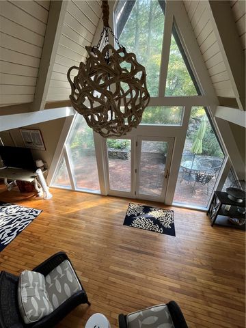 14 Buoy Street, Jamestown, RI 02835