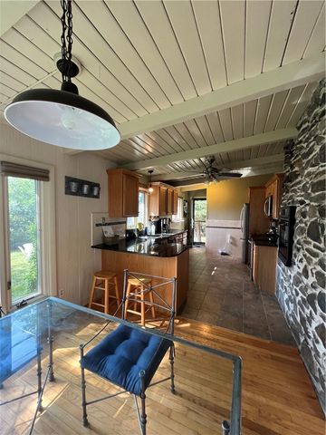 14 Buoy Street, Jamestown, RI 02835