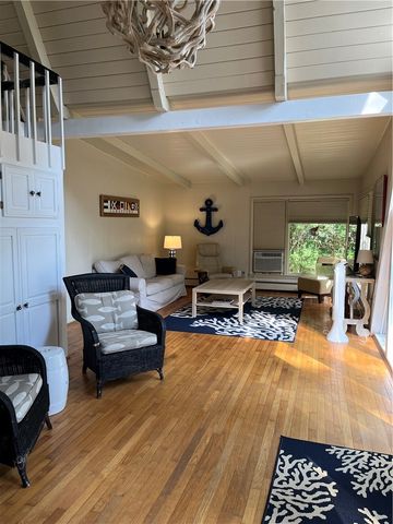 14 Buoy Street, Jamestown, RI 02835