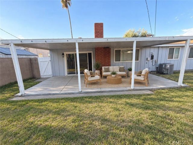 217 Fanshaw Avenue, Pomona, CA 91768