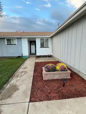 217 Fanshaw Avenue, Pomona, CA 91768