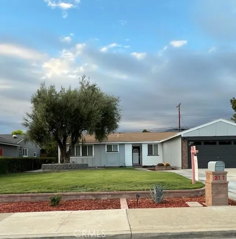 217 Fanshaw Avenue, Pomona, CA 91768