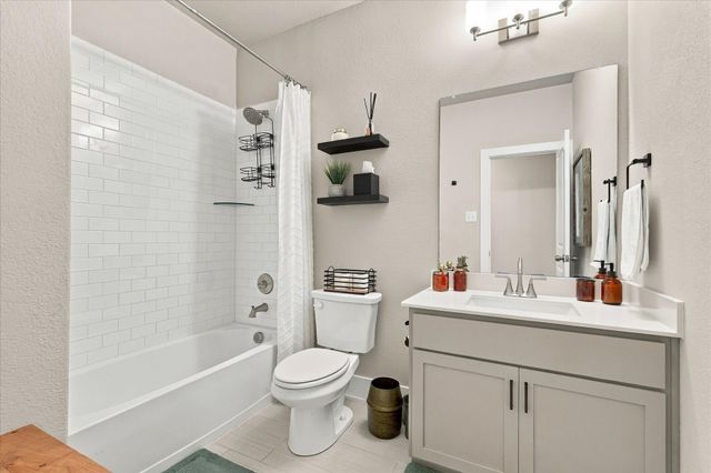 138 Laverna Lane, Hickory Creek, TX 75065