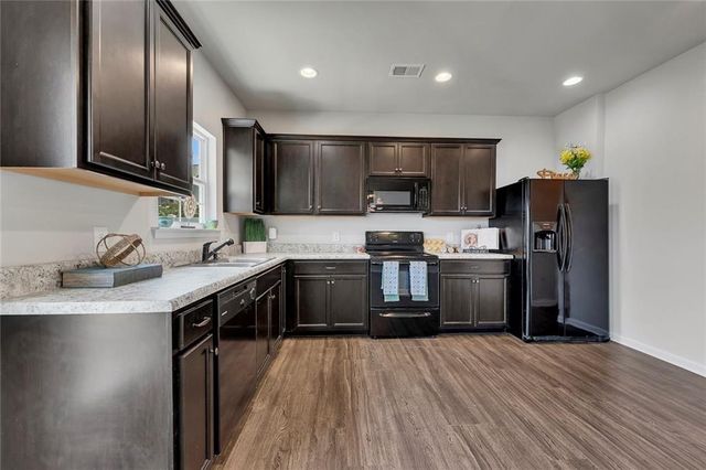 39 Samuel Way NW, Cartersville, GA 30121
