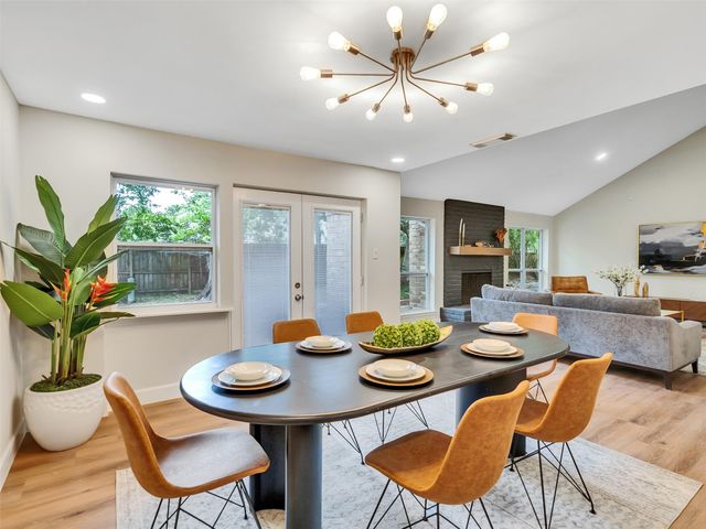 1023 Cragmore Drive, Seabrook, TX 77586