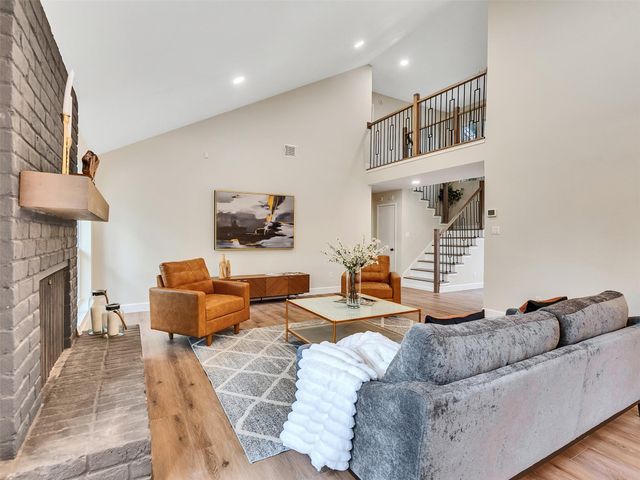 1023 Cragmore Drive, Seabrook, TX 77586