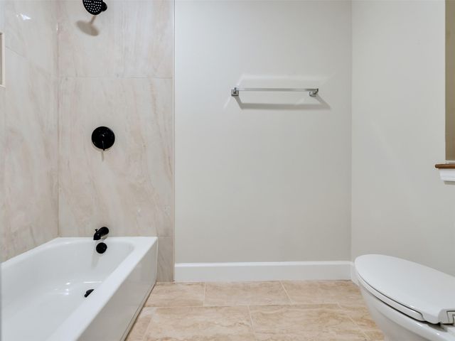 1023 Cragmore Drive, Seabrook, TX 77586