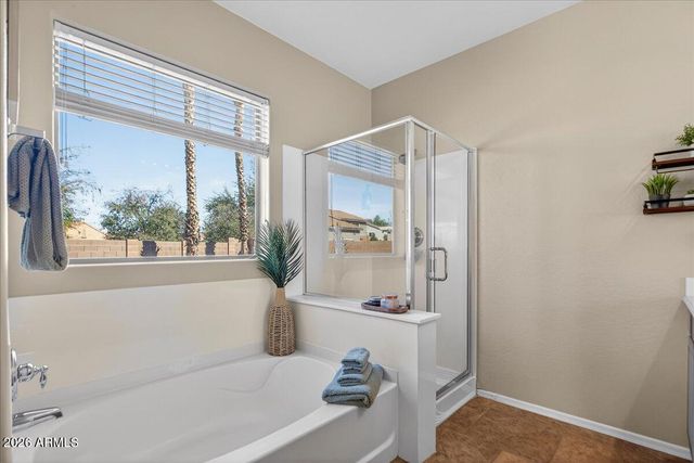 3740 E JAGUAR Avenue, Gilbert, AZ 85298