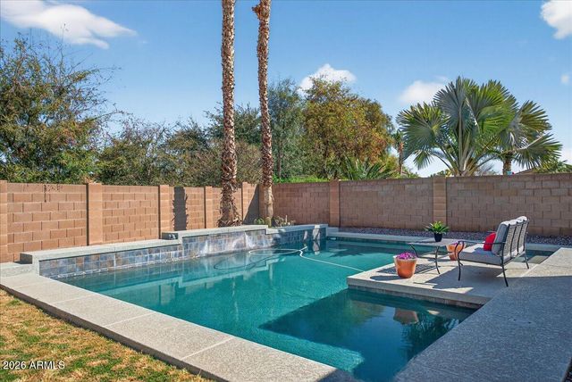 3740 E JAGUAR Avenue, Gilbert, AZ 85298