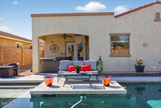 3740 E JAGUAR Avenue, Gilbert, AZ 85298