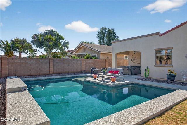 3740 E JAGUAR Avenue, Gilbert, AZ 85298