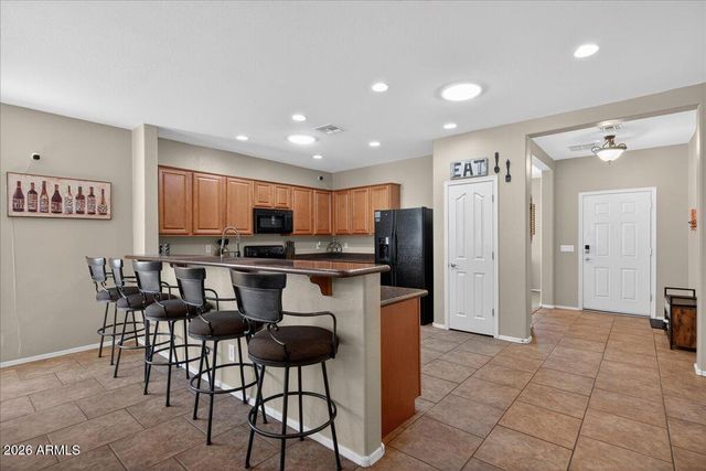 3740 E JAGUAR Avenue, Gilbert, AZ 85298