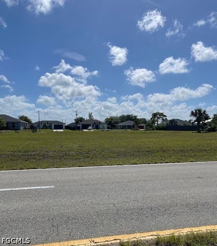 2941 - 3001 Santa Barbara BLVD N, Cape Coral, FL 33993