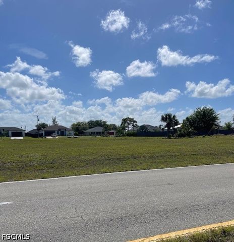 2941 - 3001 Santa Barbara BLVD N, Cape Coral, FL 33993