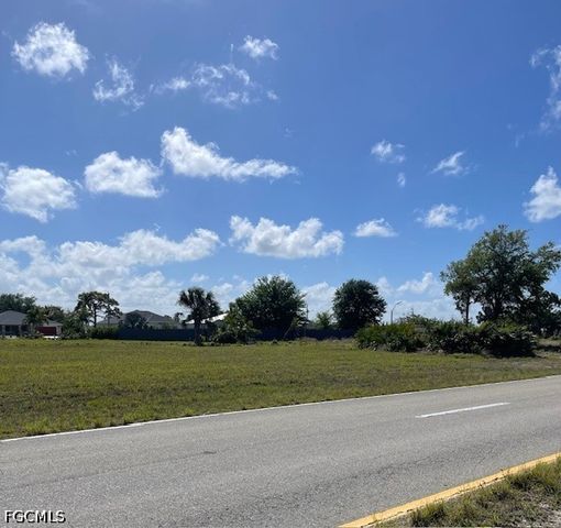 2941 - 3001 Santa Barbara BLVD N, Cape Coral, FL 33993