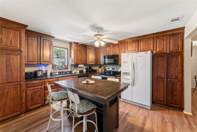 705 N Washington Street, Farmersville, TX 75442