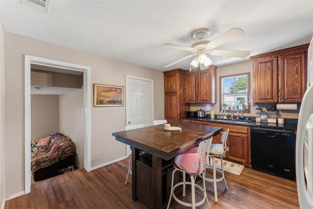 705 N Washington Street, Farmersville, TX 75442