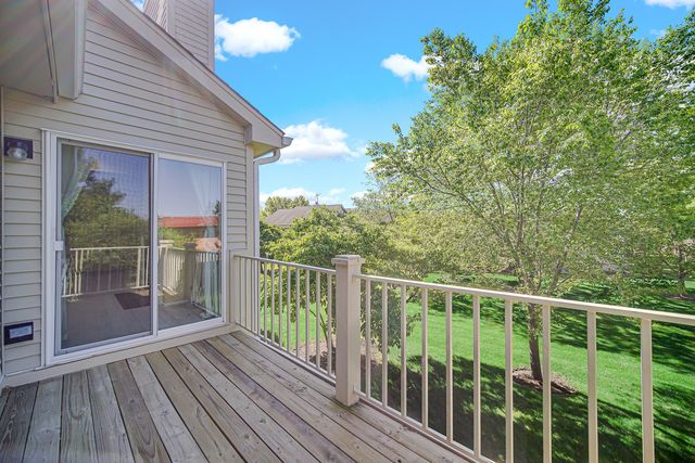 2403 Mallow Court Z2, Schaumburg, IL 60194