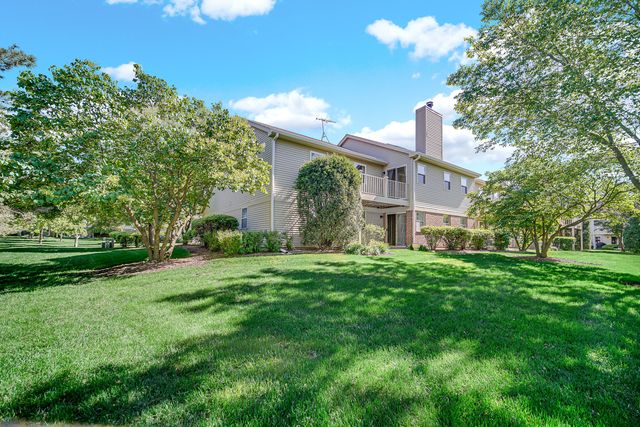 2403 Mallow Court Z2, Schaumburg, IL 60194