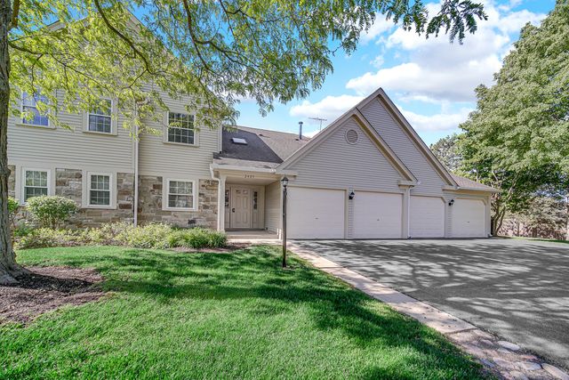 2403 Mallow Court Z2, Schaumburg, IL 60194