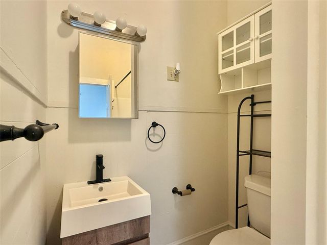 1427 Church Street 2, Galveston, TX 77550