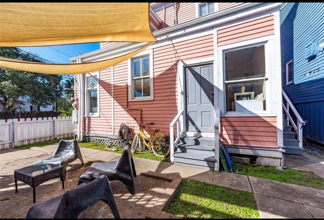 1427 Church Street 2, Galveston, TX 77550