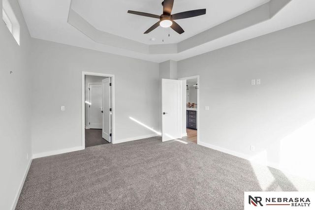 12351 Elk Ridge Circle, Papillion, NE 68046