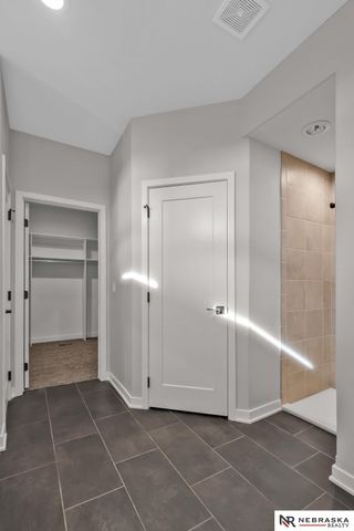 12351 Elk Ridge Circle, Papillion, NE 68046