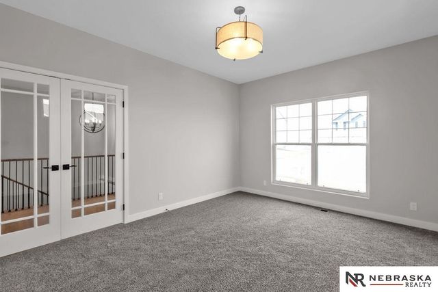 12351 Elk Ridge Circle, Papillion, NE 68046