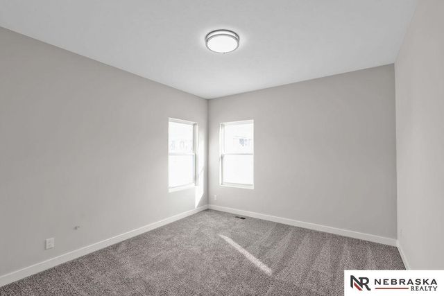 12351 Elk Ridge Circle, Papillion, NE 68046