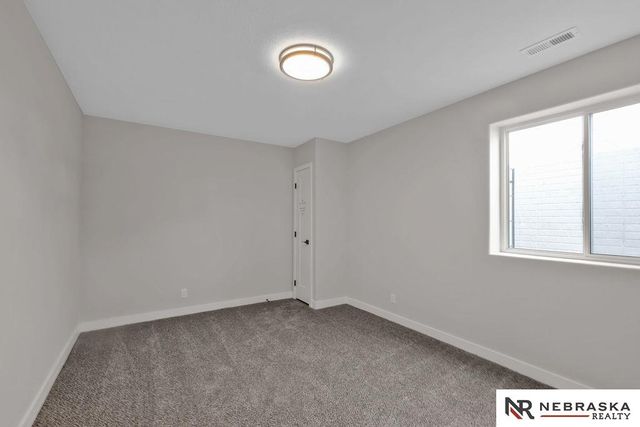 12351 Elk Ridge Circle, Papillion, NE 68046