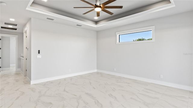 2133 CAPE CORAL PARKWAY W, Cape Coral, FL 33914