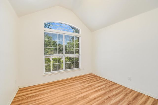 1626 WOODS BLVD, Round Rock, TX 78681
