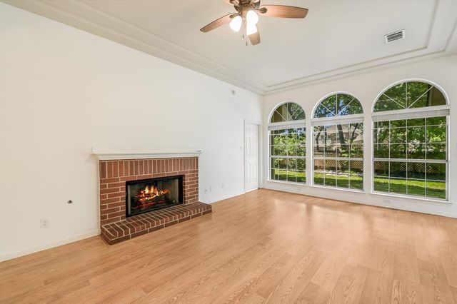 1626 WOODS BLVD, Round Rock, TX 78681