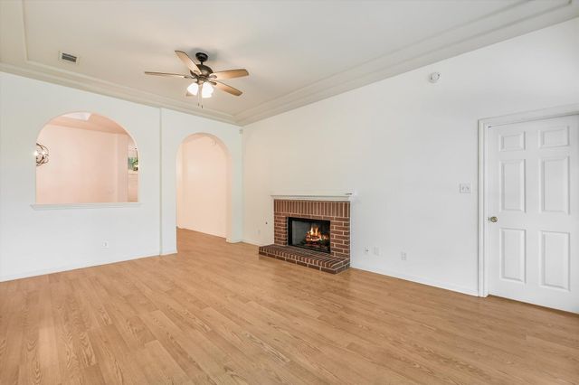 1626 WOODS BLVD, Round Rock, TX 78681
