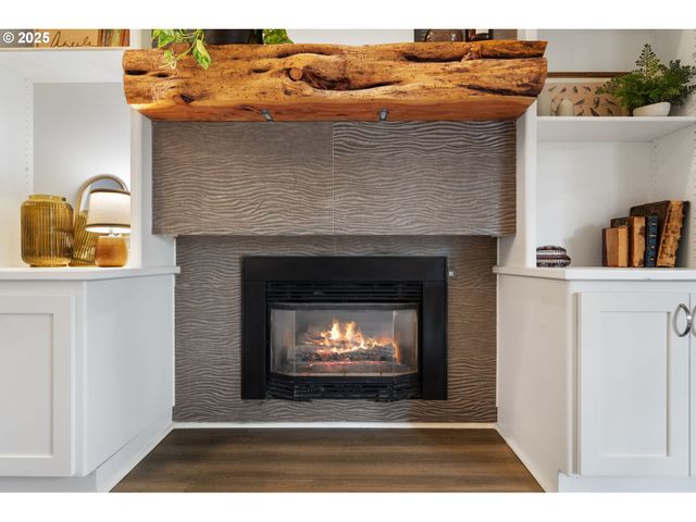 57 GREENRIDGE Ct, Lake Oswego, OR 97035