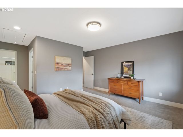 57 GREENRIDGE Ct, Lake Oswego, OR 97035