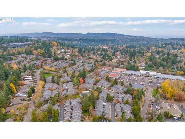 57 GREENRIDGE Ct, Lake Oswego, OR 97035