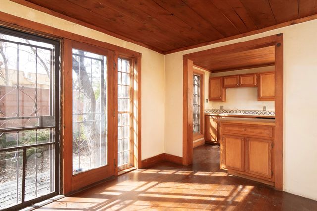 318 W Houghton, Santa Fe, NM 87505