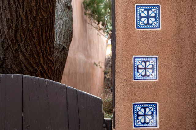 318 W Houghton, Santa Fe, NM 87505