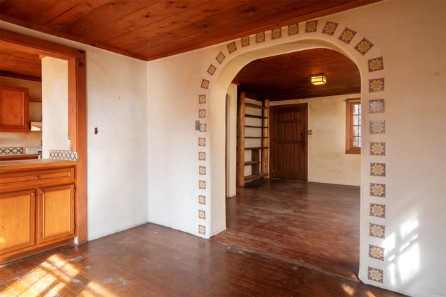 318 W Houghton, Santa Fe, NM 87505