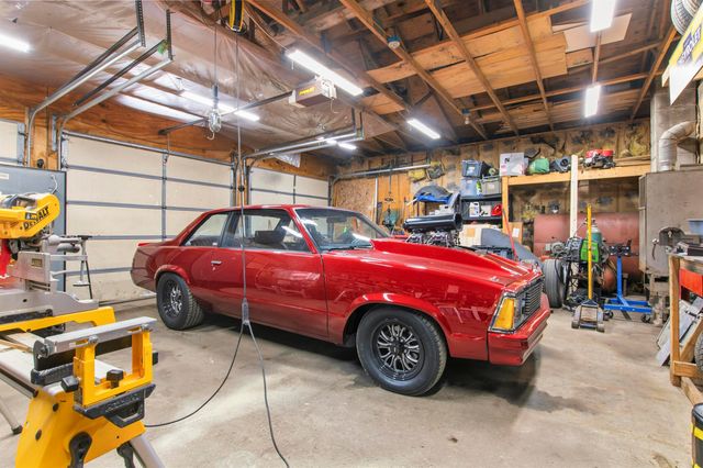 2016 Hinman Settler Road, Derby, VT 05829